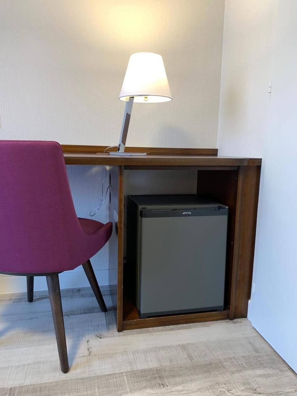 Soundproofing, cribs (free), rollaway beds (surcharge), WiFi (free)