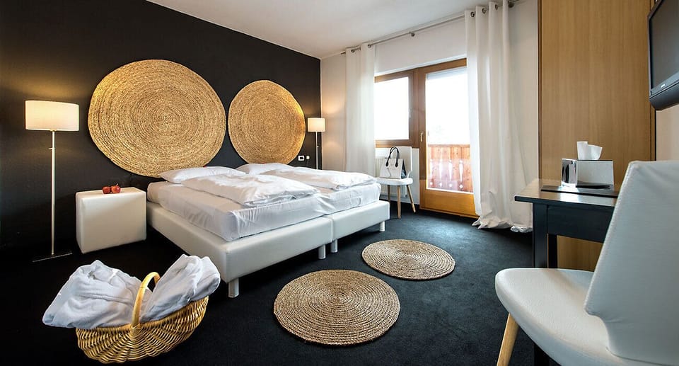 Classic Room | Individually decorated, individually furnished, free WiFi