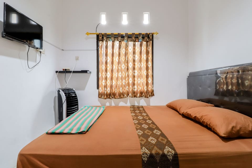 Standard Double Room | Desk, WiFi, bed sheets
