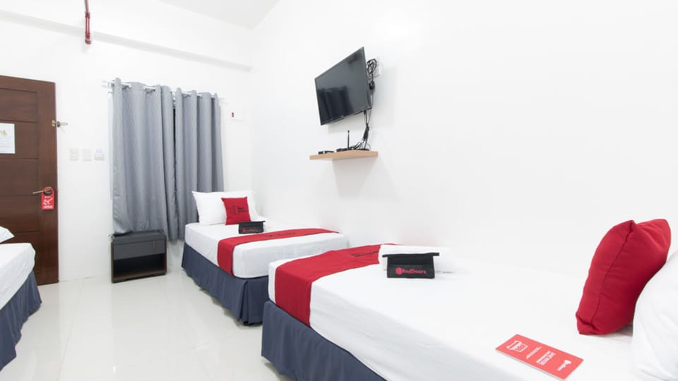 Quadruple Room | Desk, free WiFi