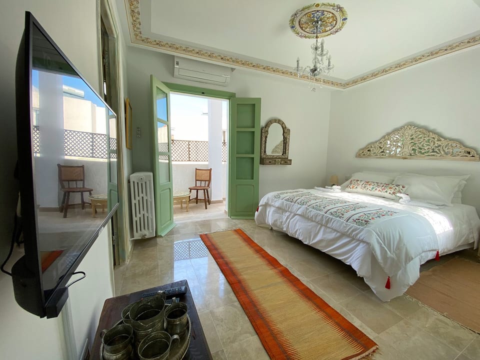 Deluxe Double Room, Balcony (KOBET LAHWA) | Premium bedding, desk, laptop workspace, blackout drapes