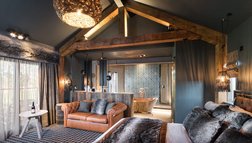 In-room safe, desk, soundproofing, iron/ironing board