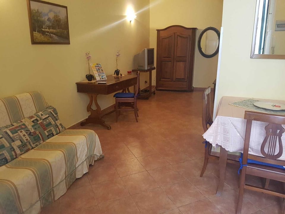 Family Room, 1 Bedroom, Non Smoking | Living area | TV