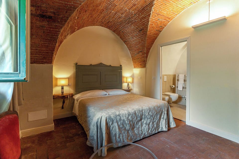 Classic Double Room | Frette Italian sheets, pillowtop beds, in-room safe, blackout drapes
