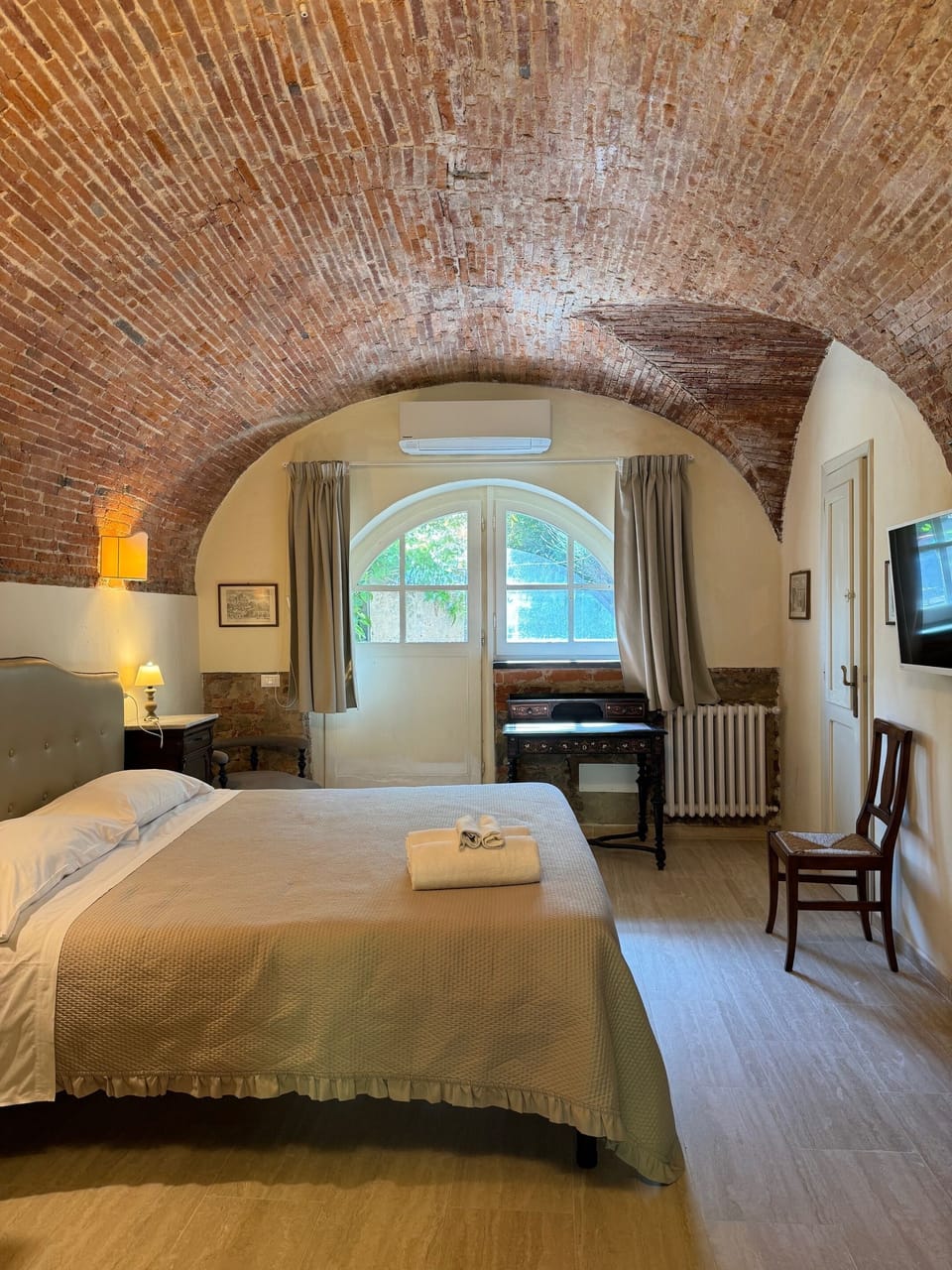 Superior Double Room | Frette Italian sheets, pillowtop beds, in-room safe, blackout drapes