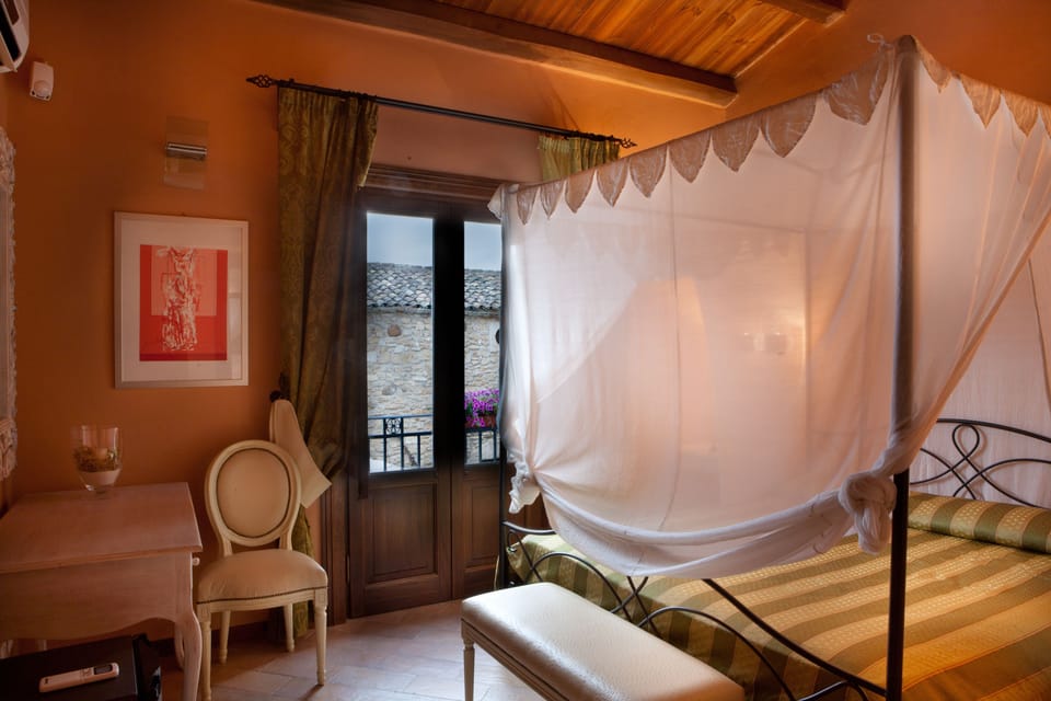 Minibar, desk, free cribs/infant beds, free WiFi