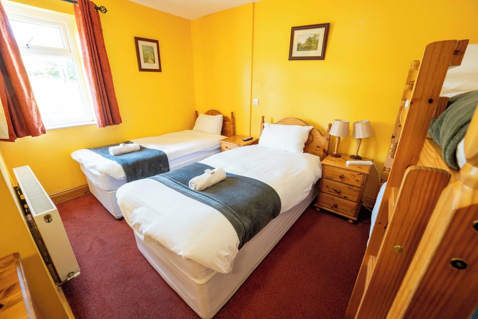 Quadruple Room, Private Bathroom | Premium bedding, pillowtop beds, desk, iron/ironing board
