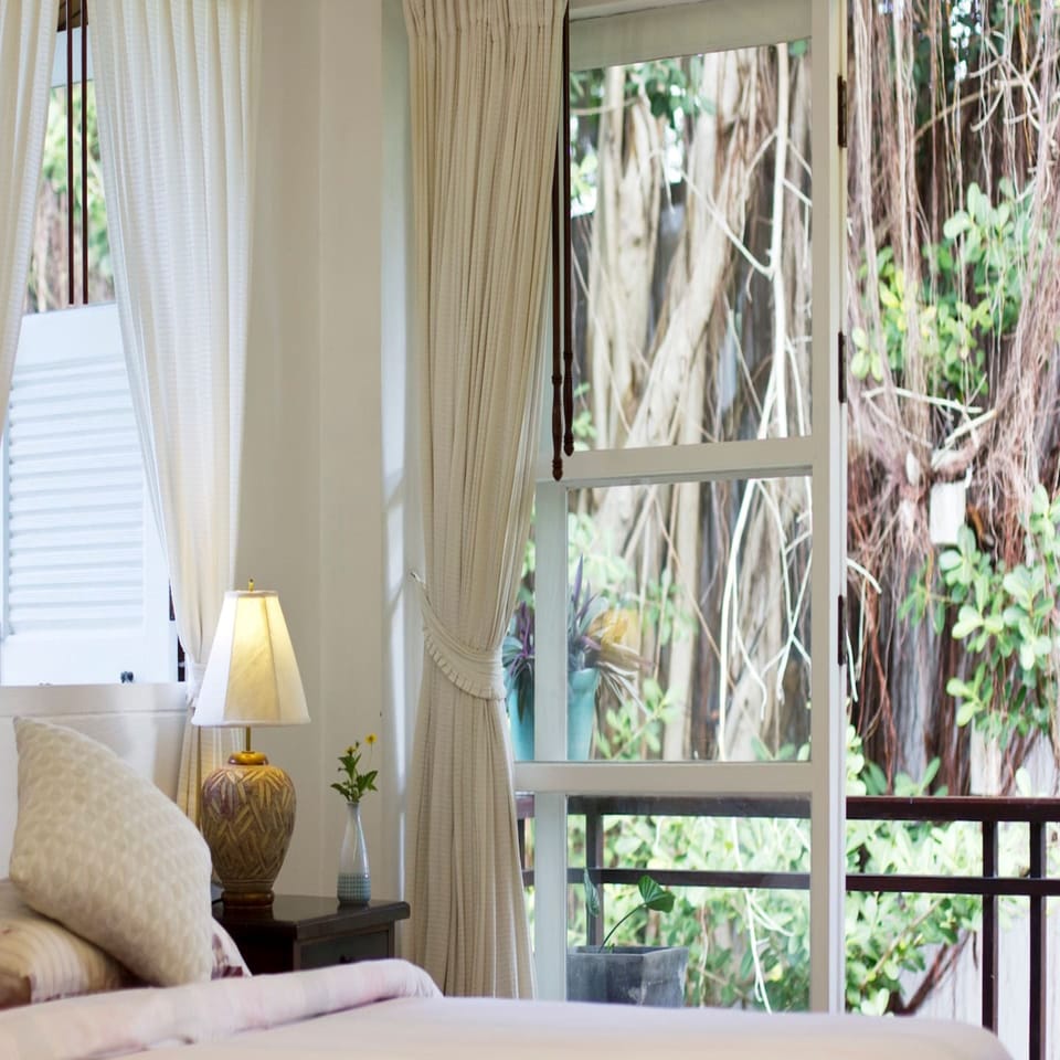Deluxe Double Room with Balcony | Minibar, in-room safe, soundproofing, WiFi (free)