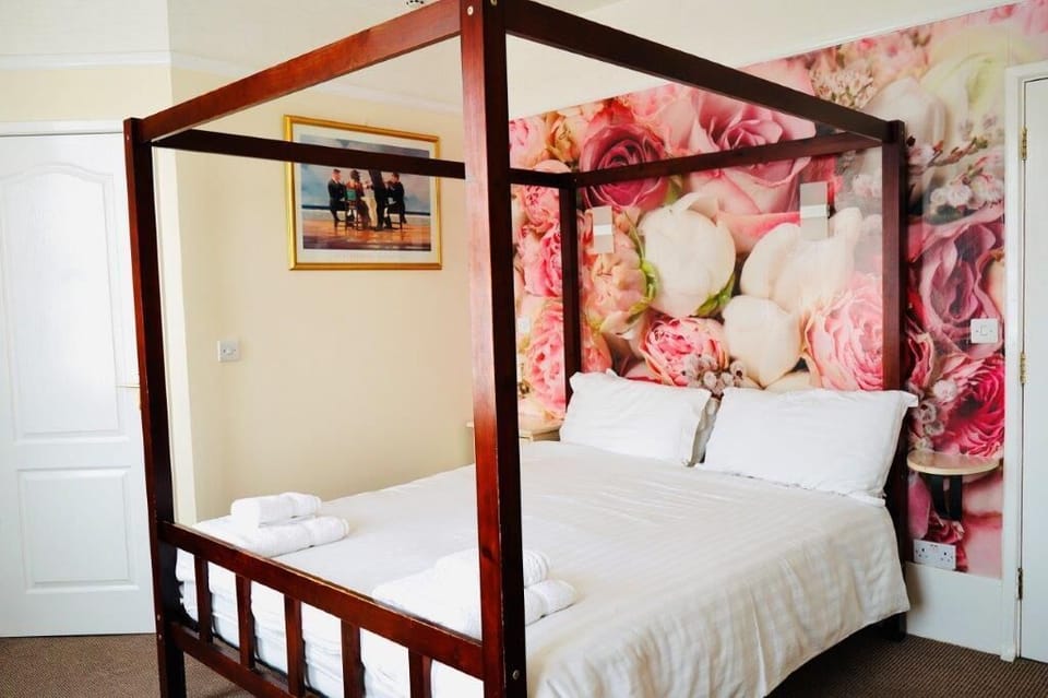 Hypo-allergenic bedding, desk, laptop workspace, soundproofing