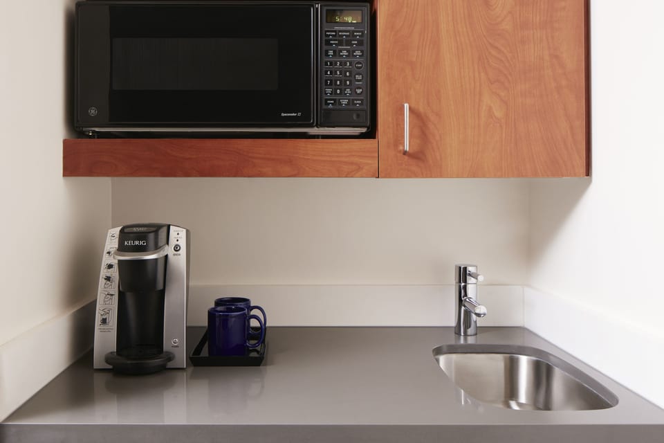 Coffee/tea maker, reusable coffee/tea filters