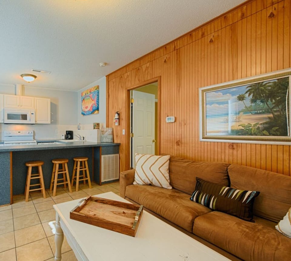 House | Living room | Flat-screen TV