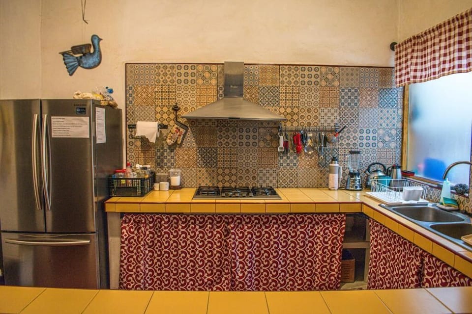 Full-size fridge, microwave, toaster, blender