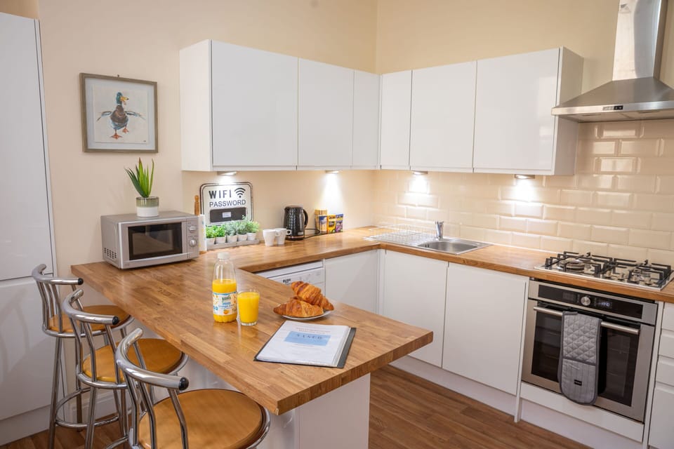 House, Private Bathroom | Shared kitchen
