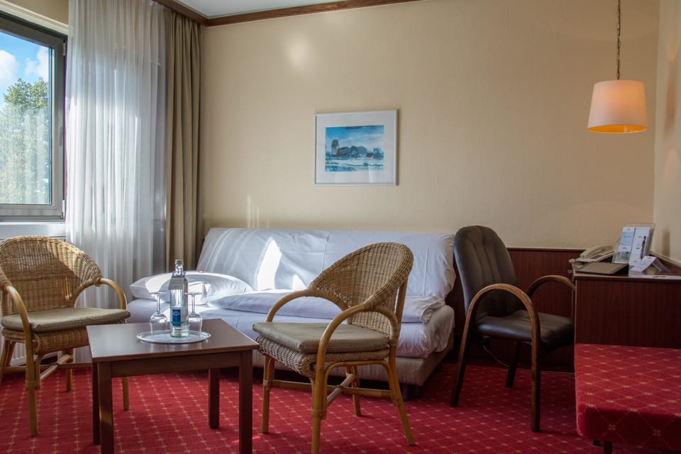 Standard Twin Room, 2 Twin Beds | Premium bedding, Select Comfort beds, individually decorated, desk