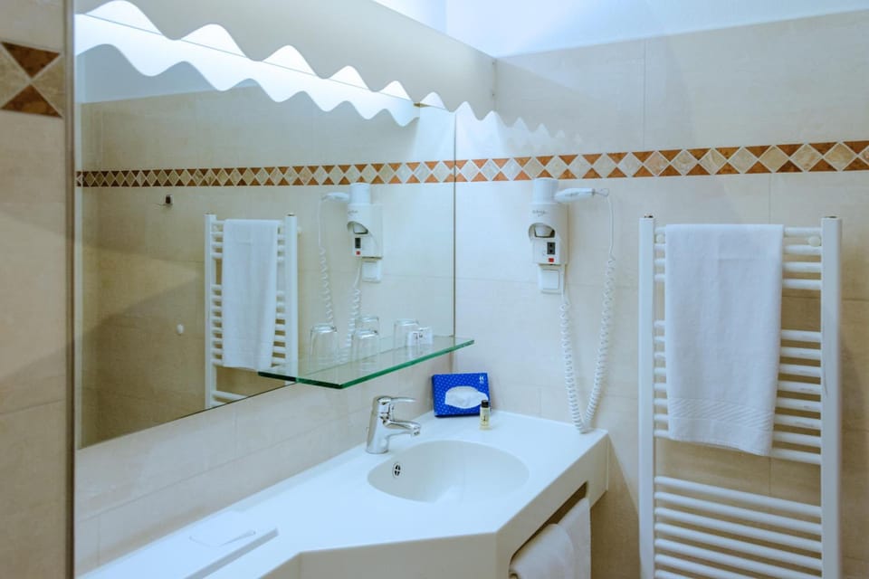 Hair dryer, towels