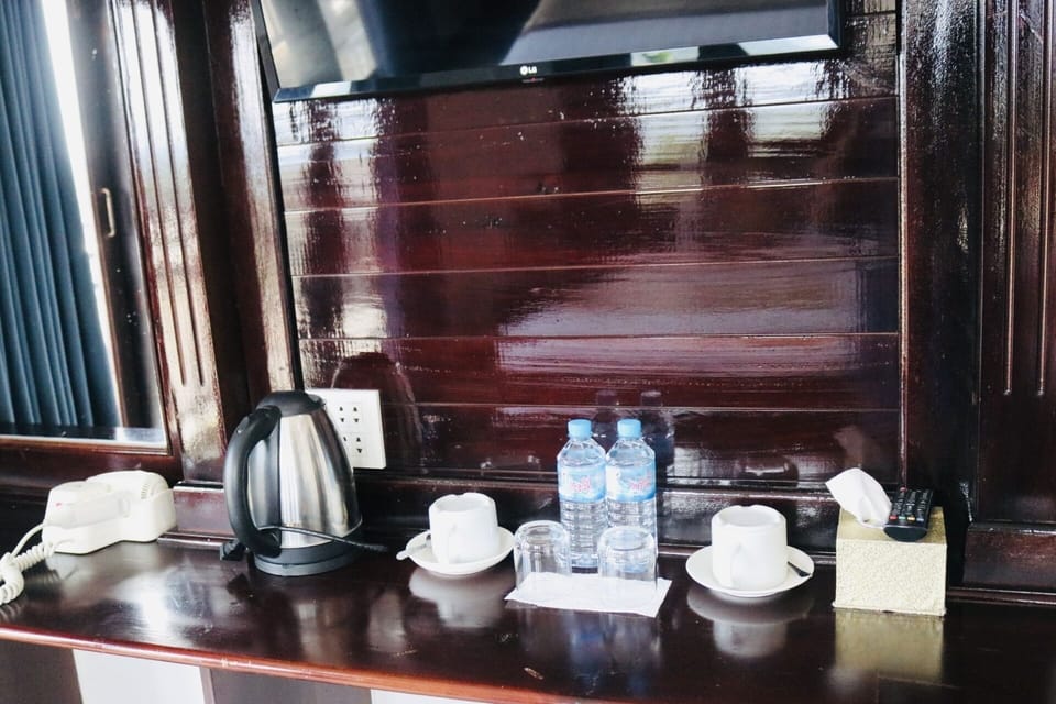 Free minibar items, in-room safe, laptop workspace, free WiFi