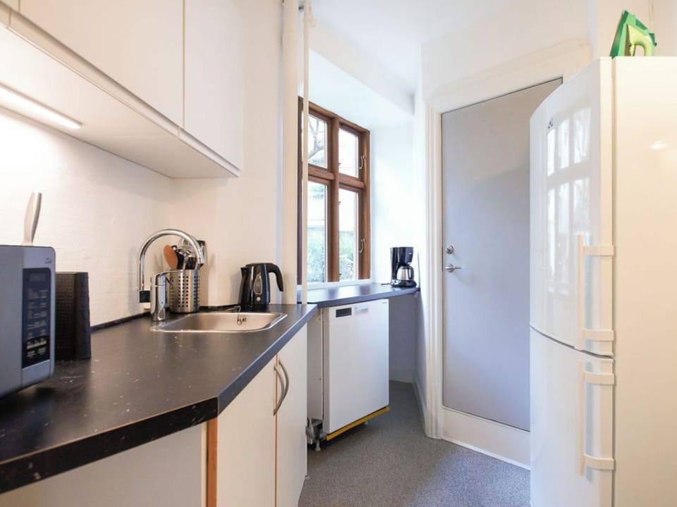 Apartment, 1 Bedroom, City View | Interior