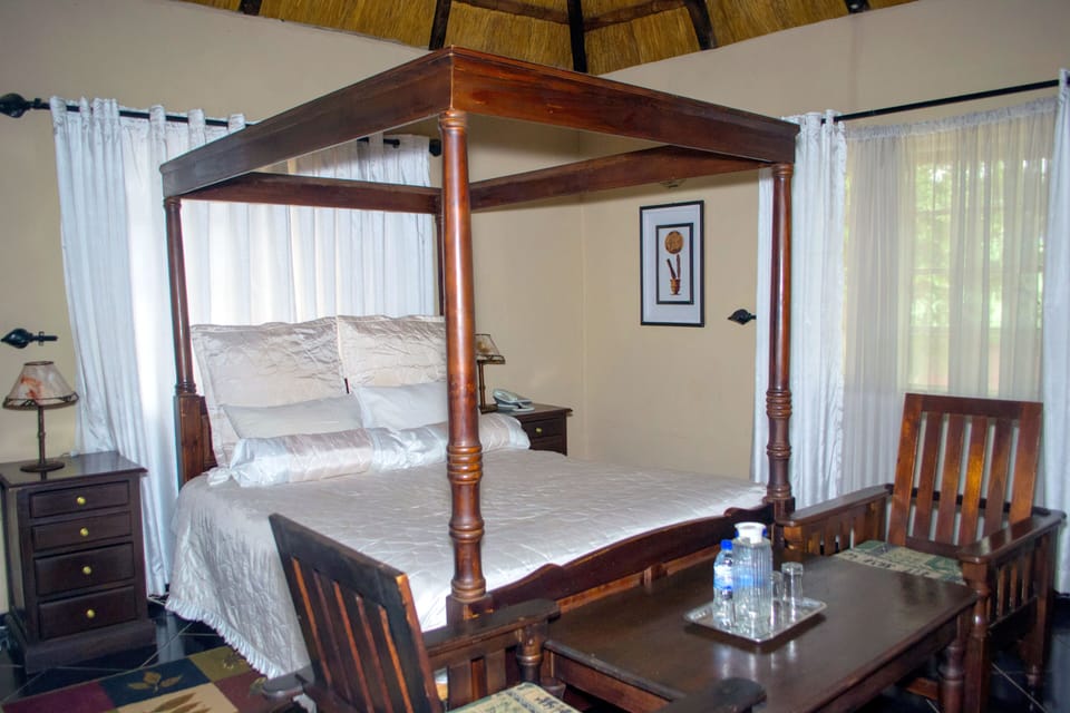 Executive Double Room | Premium bedding, desk, laptop workspace, iron/ironing board