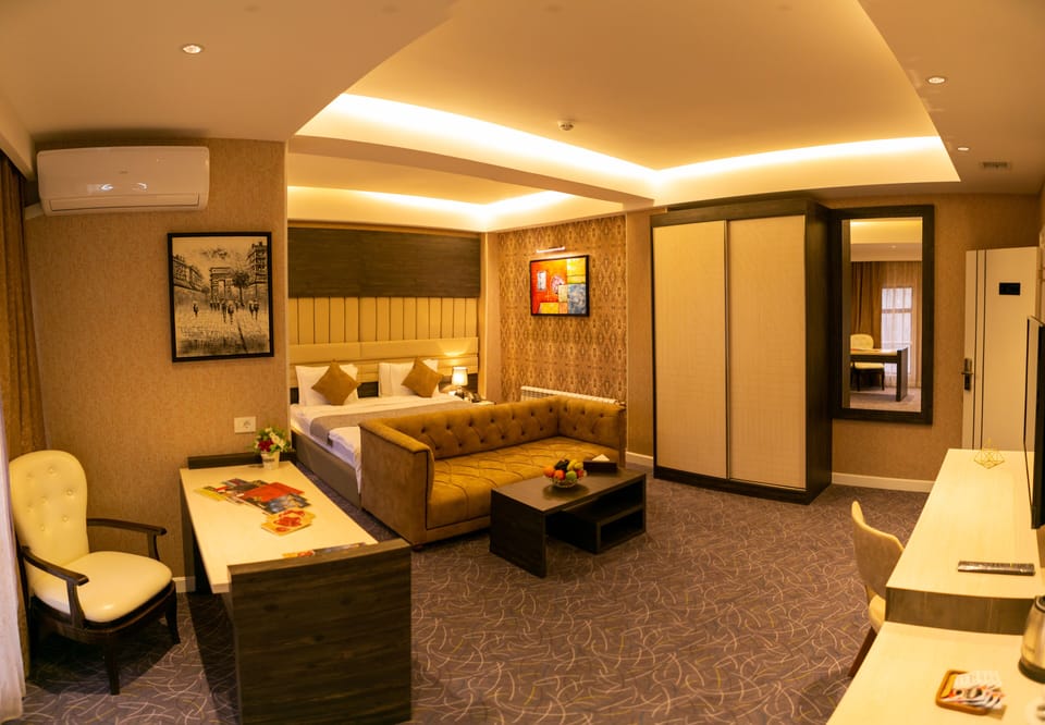 Family Room | Egyptian cotton sheets, premium bedding, down comforters, minibar