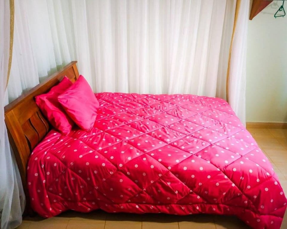 Double Room | Desk, blackout drapes, iron/ironing board, free WiFi