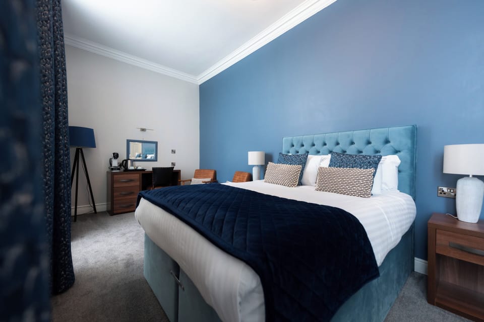 Superior Room | Desk, laptop workspace, free WiFi, bed sheets