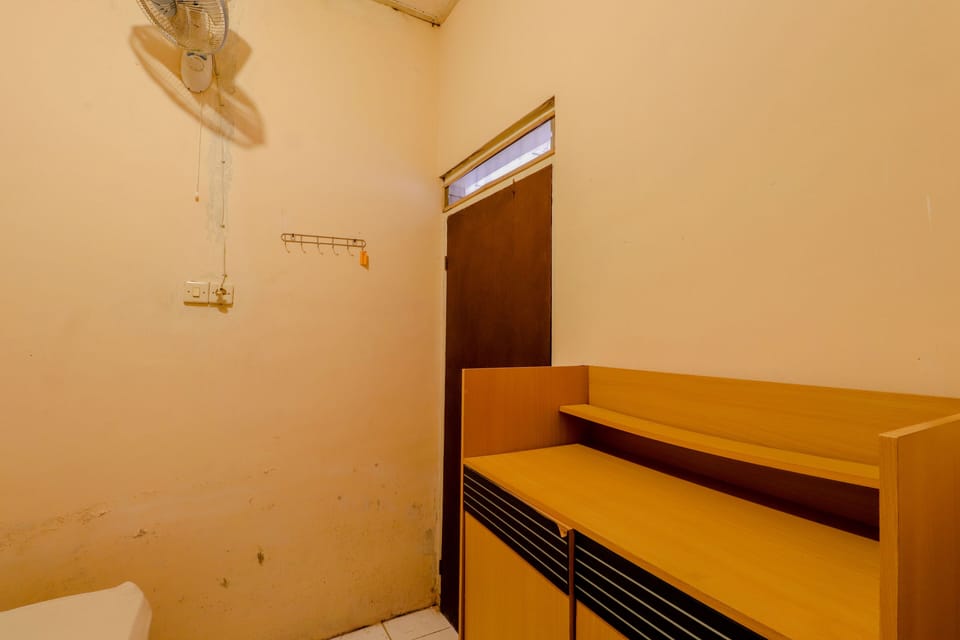 Single Room | Free WiFi, bed sheets