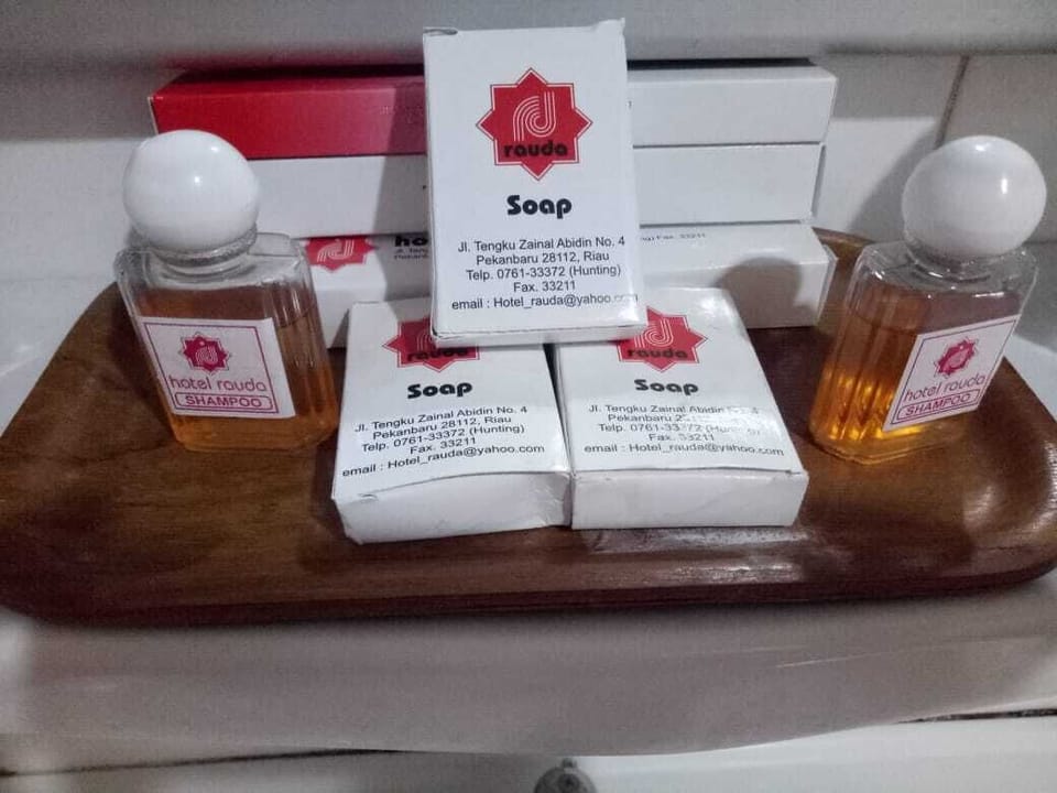 Shower, towels, soap, shampoo