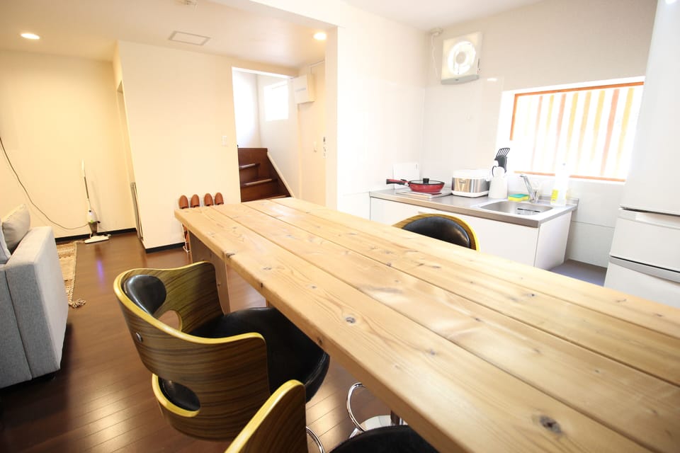 House (XN-1) | In-room dining