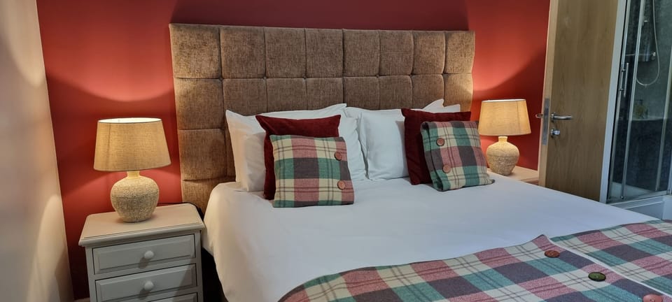 Individually decorated, individually furnished, desk, laptop workspace