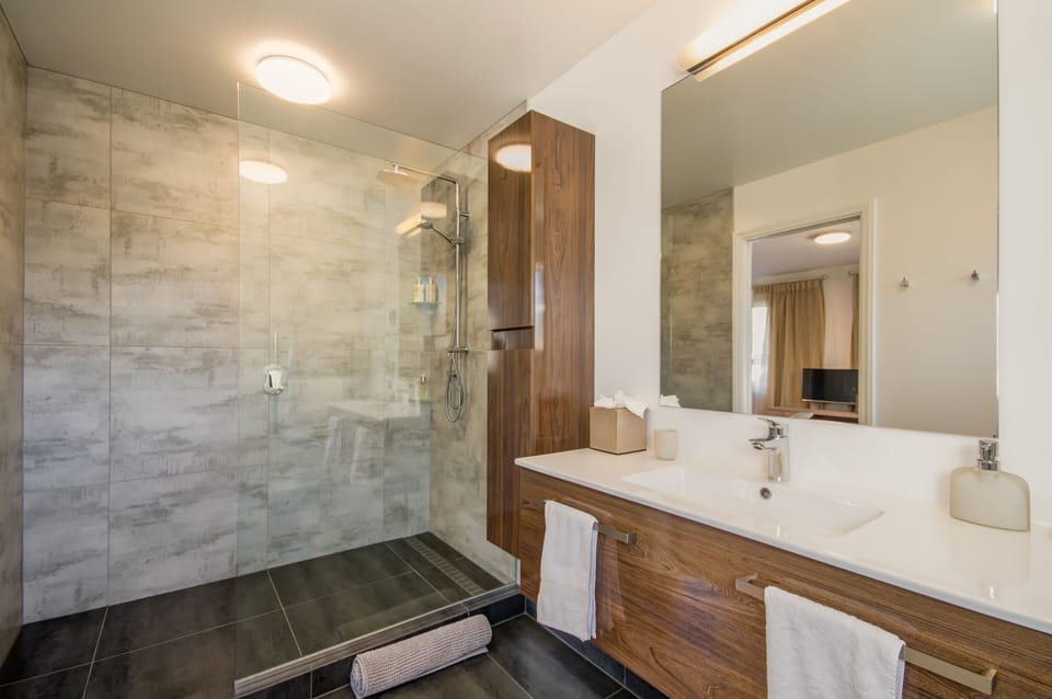 The Remarkables Room | Premium bedding, down comforters, pillowtop beds, individually decorated