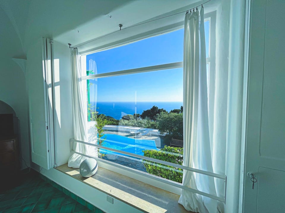 Double Room, Sea View | Soundproofing, bed sheets