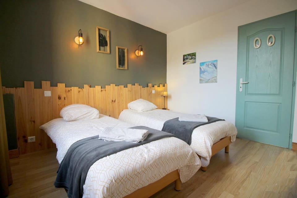 Family Suite | Individually decorated, individually furnished, iron/ironing board
