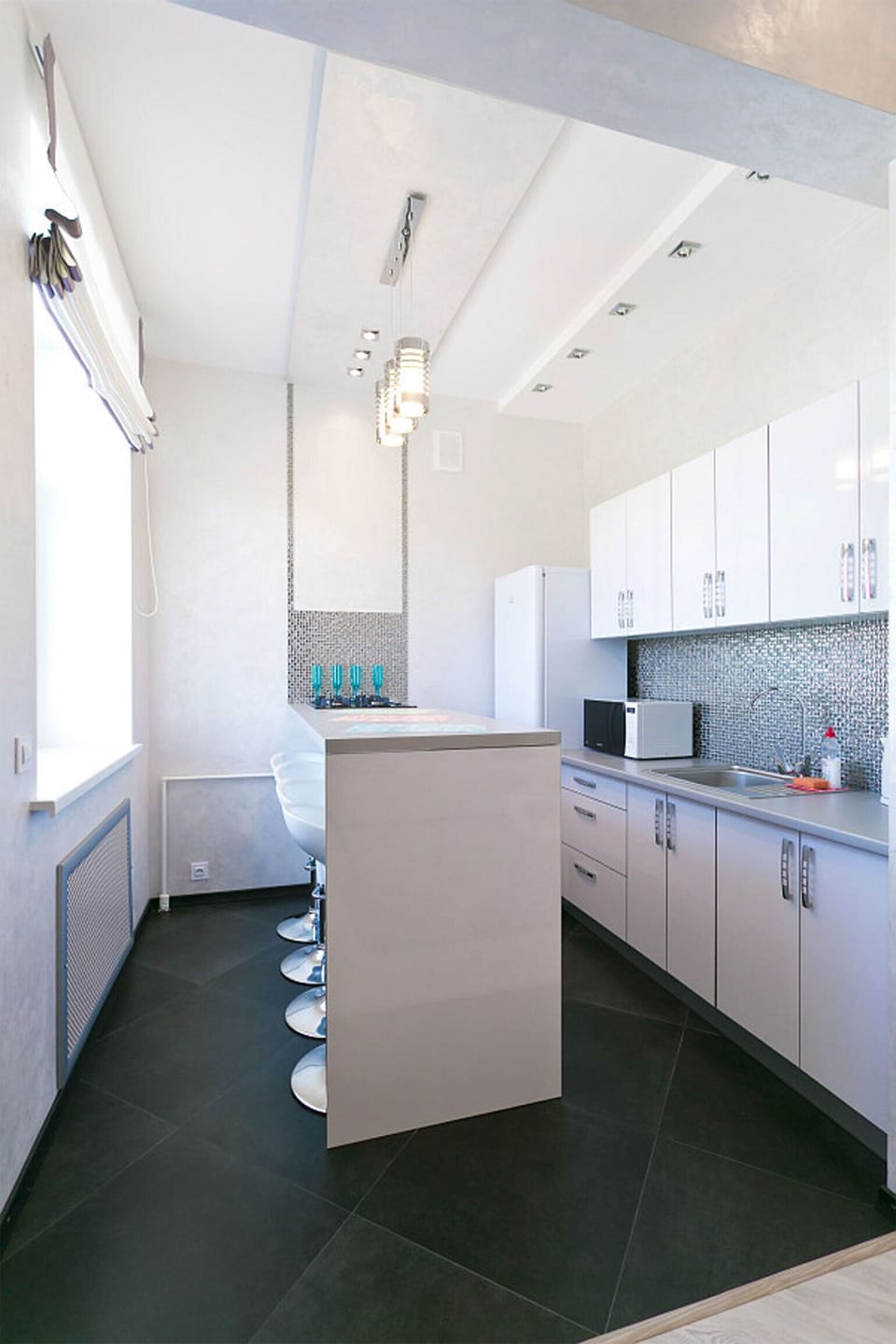 Deluxe Apartment (floor 5) | Private kitchen | Coffee/tea maker, full-size fridge, microwave, stovetop