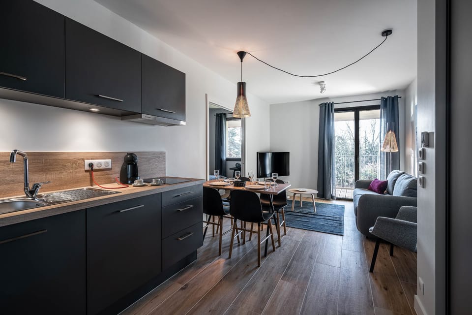 Private kitchenette