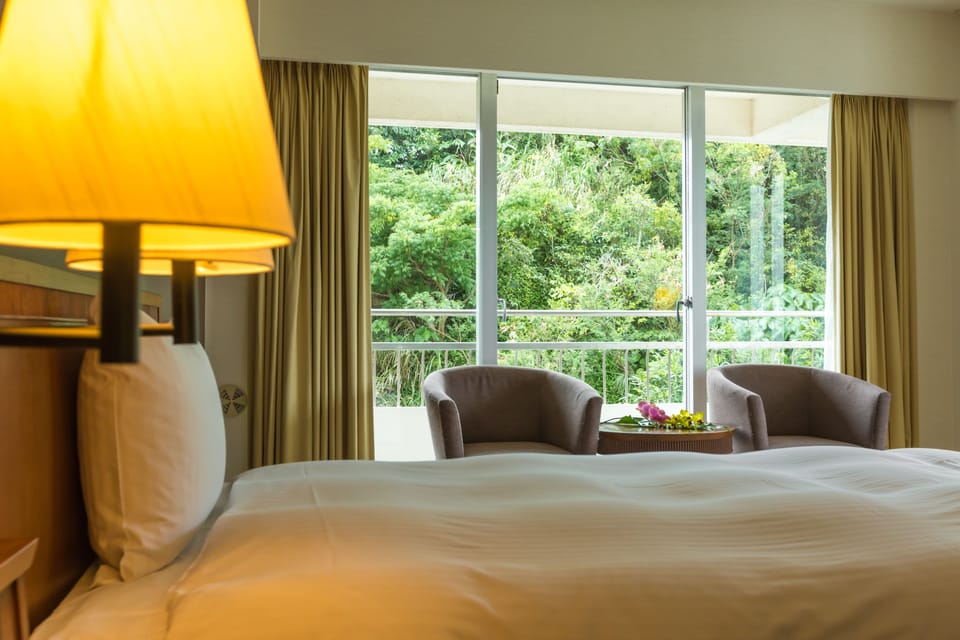 Standard Room (Courtyard View) Non Smoking | Balcony view