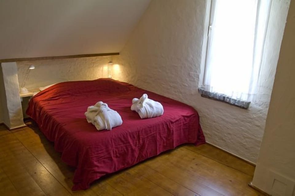 1 bedroom, minibar, free cribs/infant beds, free WiFi
