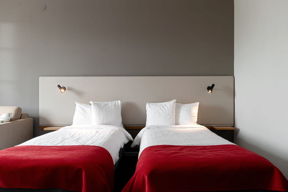 Standard Double Room | In-room safe, desk, laptop workspace, blackout drapes