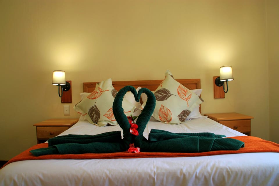 Standard Chalet | 2 bedrooms, in-room safe, laptop workspace, iron/ironing board