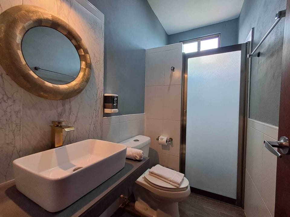 Suite Jabin | Bathroom