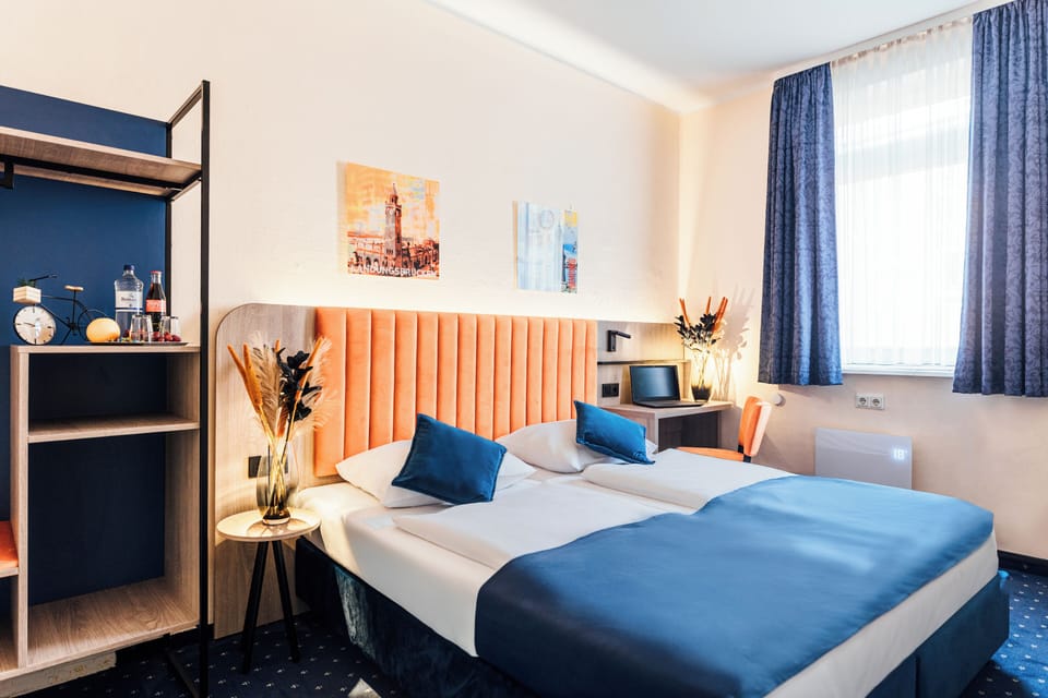 Double Room | Hypo-allergenic bedding, minibar, individually decorated, desk