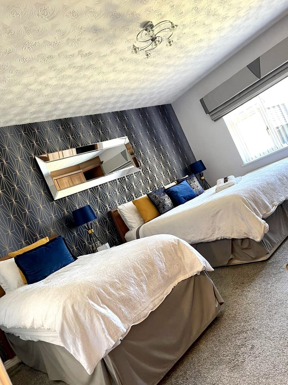Deluxe Double or Twin Room, Ensuite, Mountain View | 1 bedroom, premium bedding, memory foam beds, individually decorated