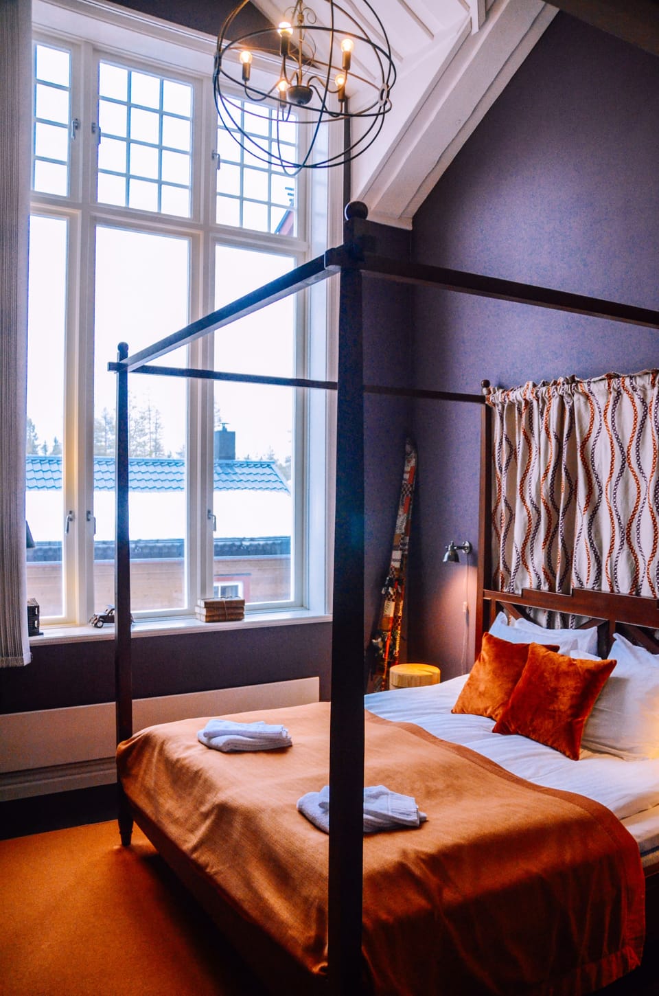 Family Room | Iron/ironing board (on request), WiFi (free), bed sheets
