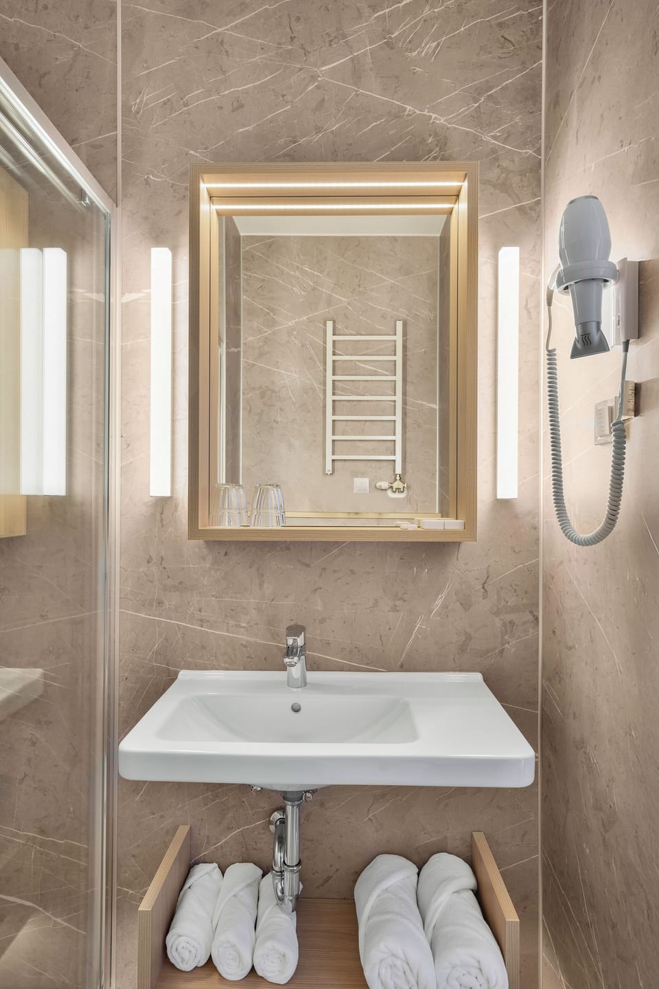 Premium Double or Twin Room (with AC) | Bathroom | Free toiletries, hair dryer, towels