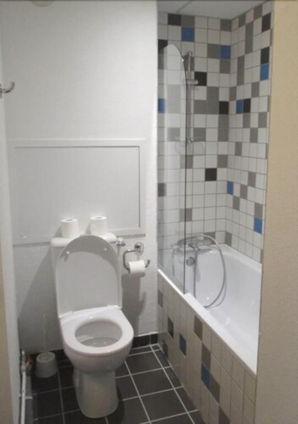 Quadruple Room | Bathroom | Shower, towels, soap