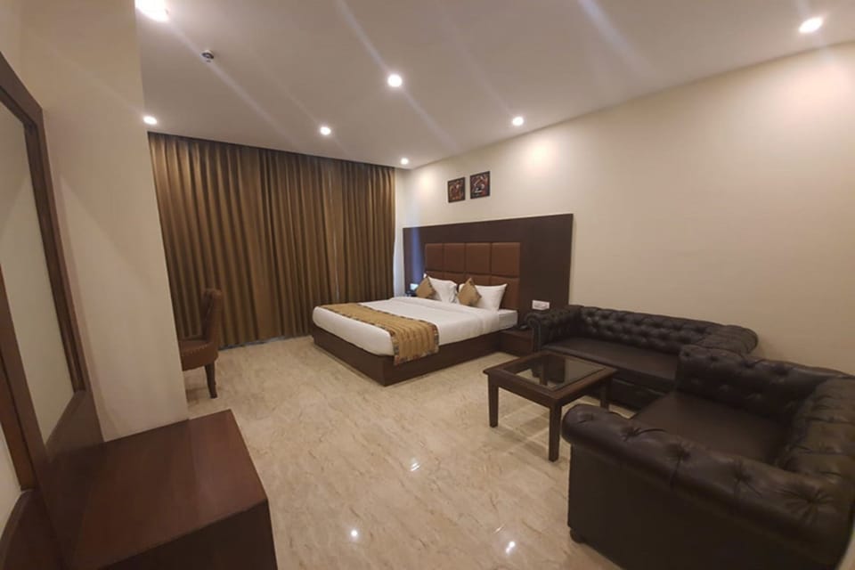 Individually decorated, individually furnished, free WiFi, bed sheets