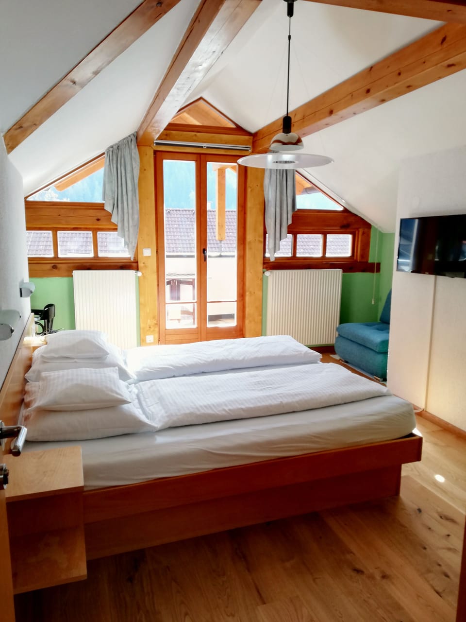 Classic Double Room, Balcony, Mountain View | Premium bedding, down comforters, pillowtop beds, individually furnished