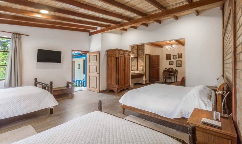 Family Suite | Premium bedding, down comforters, in-room safe, desk