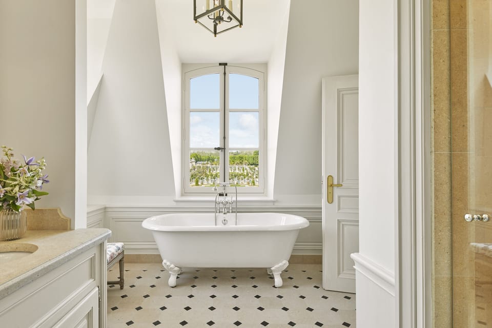 Suite (Madame de Staël) | Bathroom