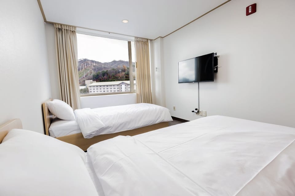 Superior Twin Room | Free WiFi