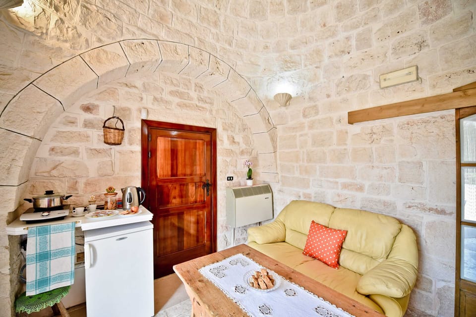 Villa, 3 Bedrooms | Living room | TV